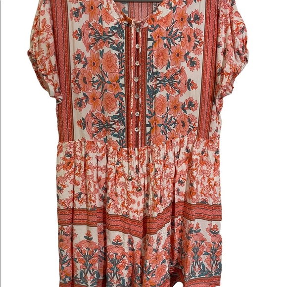 Saints +secrets romper floral half button front. Rayon size us 4 Small. - Picture 8 of 11